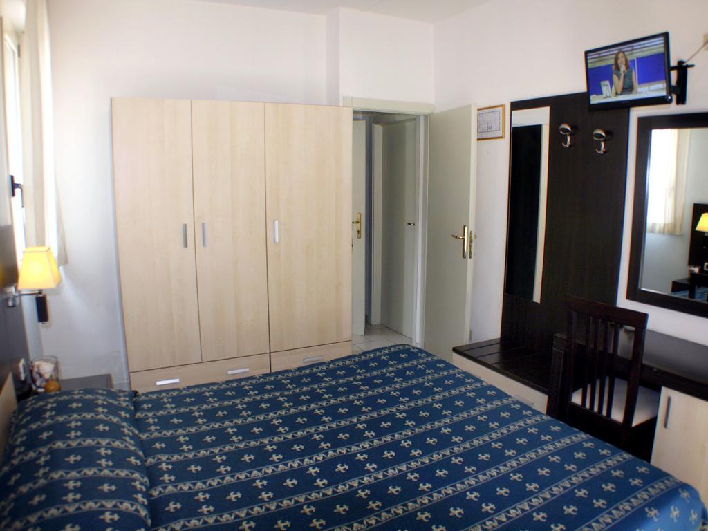 Hotel Europa Park Lido di Spina Dış mekan fotoğraf