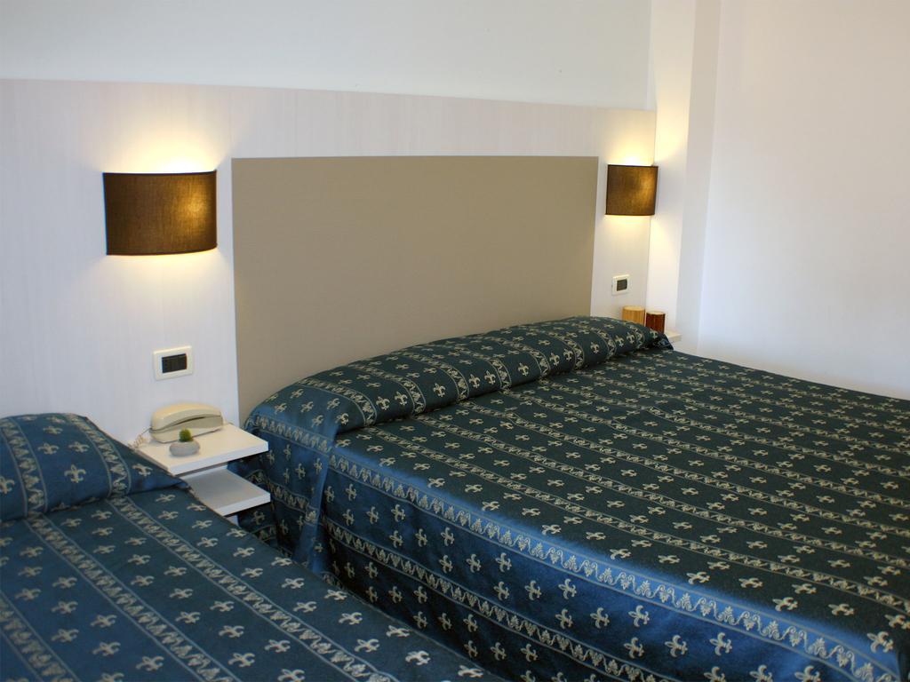 Hotel Europa Park Lido di Spina Dış mekan fotoğraf