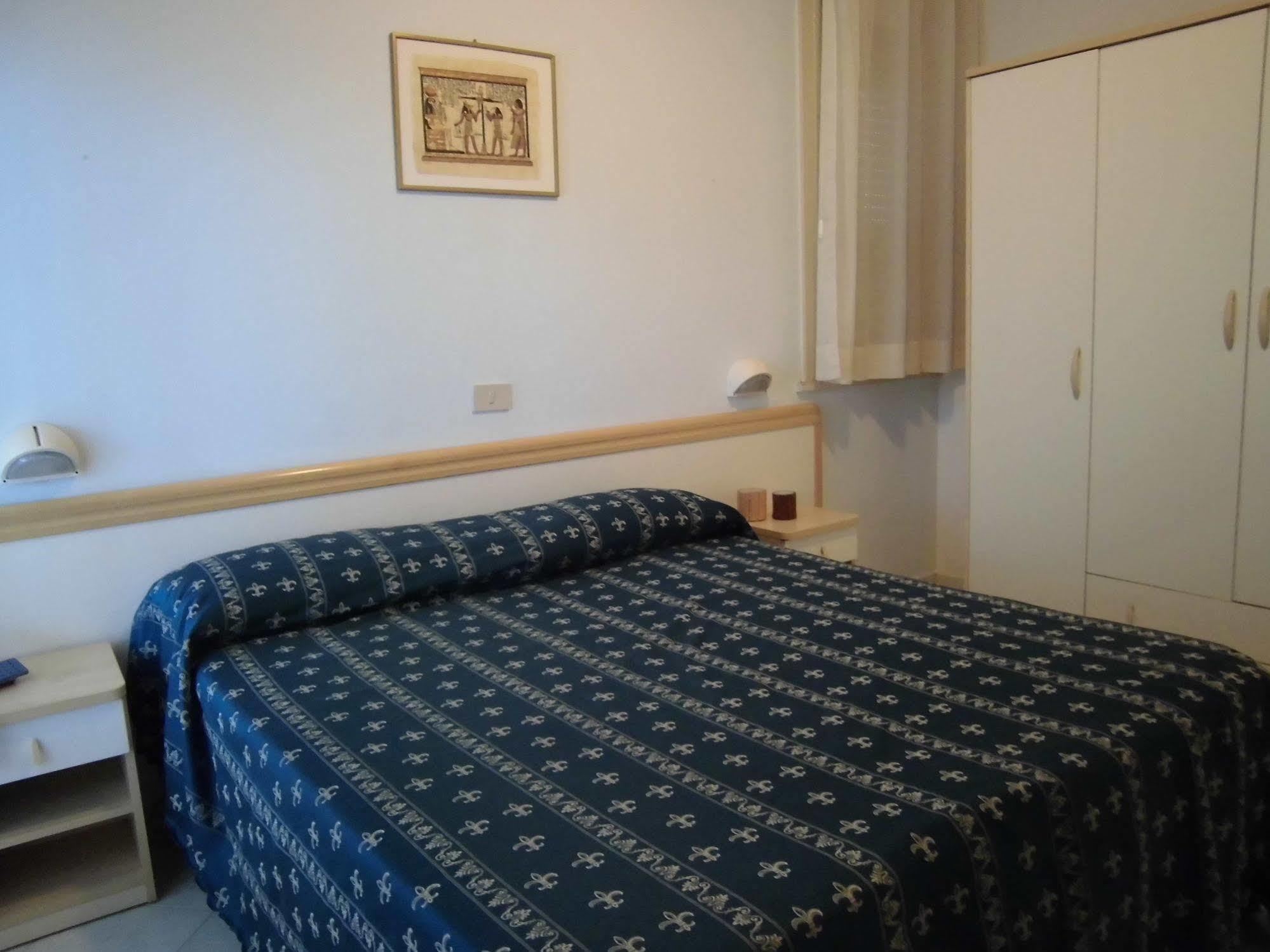 Hotel Europa Park Lido di Spina Dış mekan fotoğraf