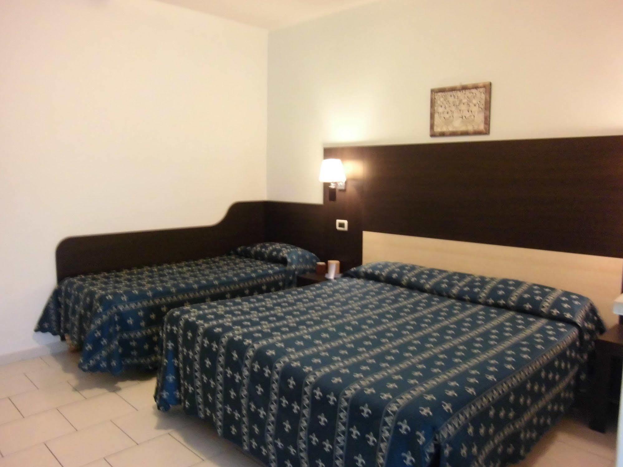 Hotel Europa Park Lido di Spina Dış mekan fotoğraf