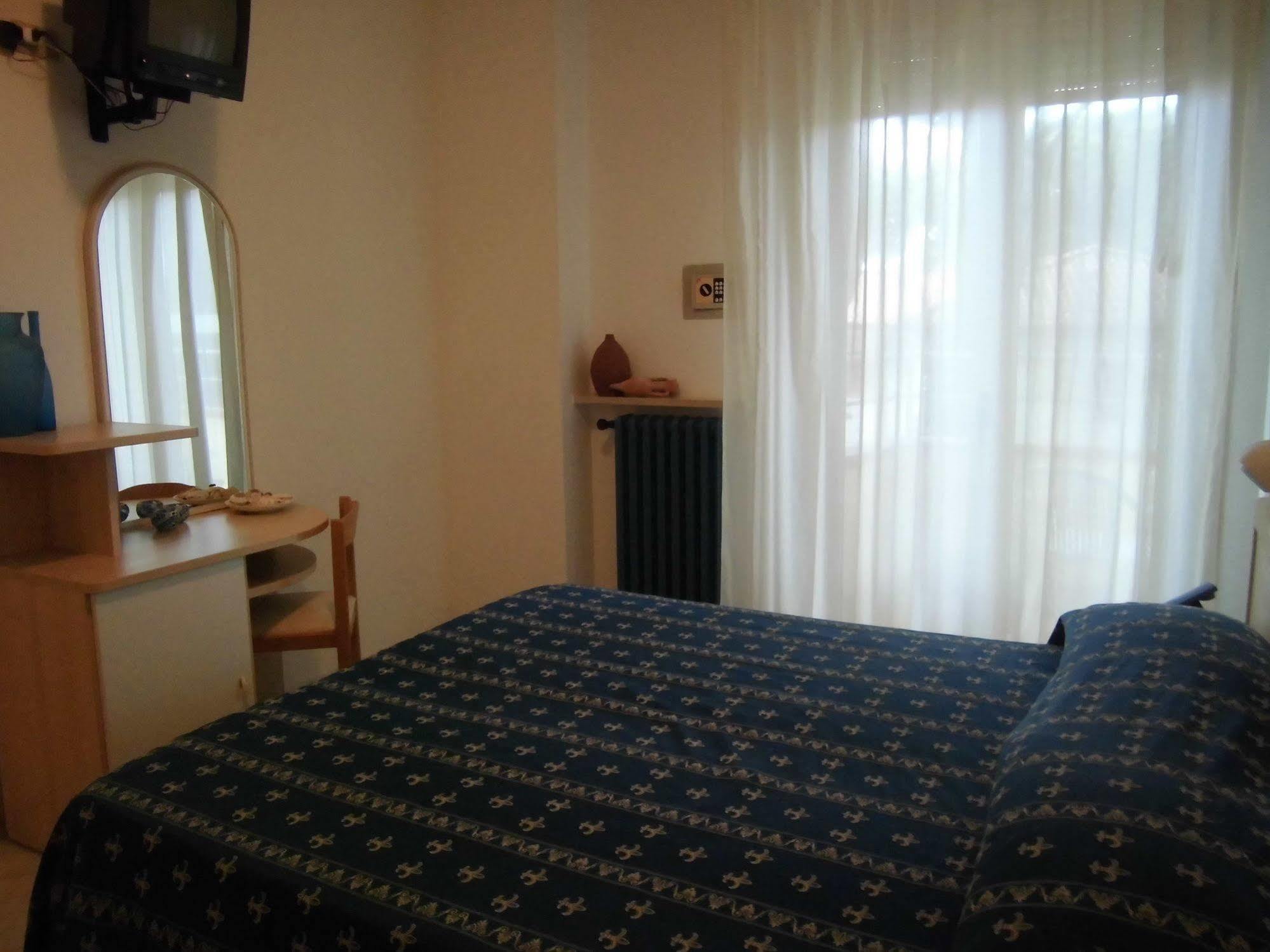 Hotel Europa Park Lido di Spina Dış mekan fotoğraf